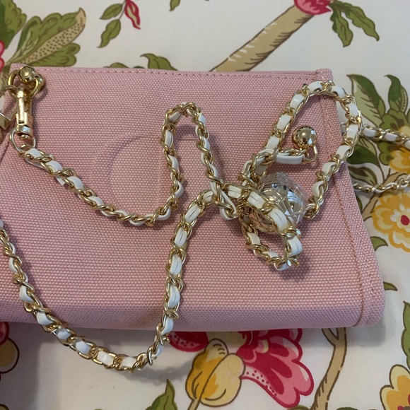 Dior Beaute Bag - Picture 3 of 8